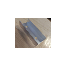 Montavimo bėgelio jungtis 40x40