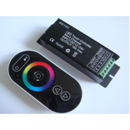 LED RGB juostų valdiklis su distanciniu RF pulteliu 12Vdc 3x6A 216W