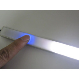 LED juostos jungiklis 12-24Vdc, 8A, ON-OFF, montuojamas į profilį