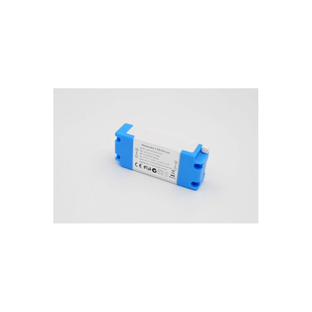 LED šviesos panelės 230Vac 15-30Vdc 6-9W maitinimo šaltinis 300mA, reguliuojamas TRIAC