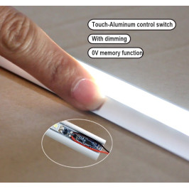 LED juostos valdiklis montuojamas į profilį 12-24Vdc 3A ON-OFF-DIMM, valdomas lietimu per aliuminį profilį